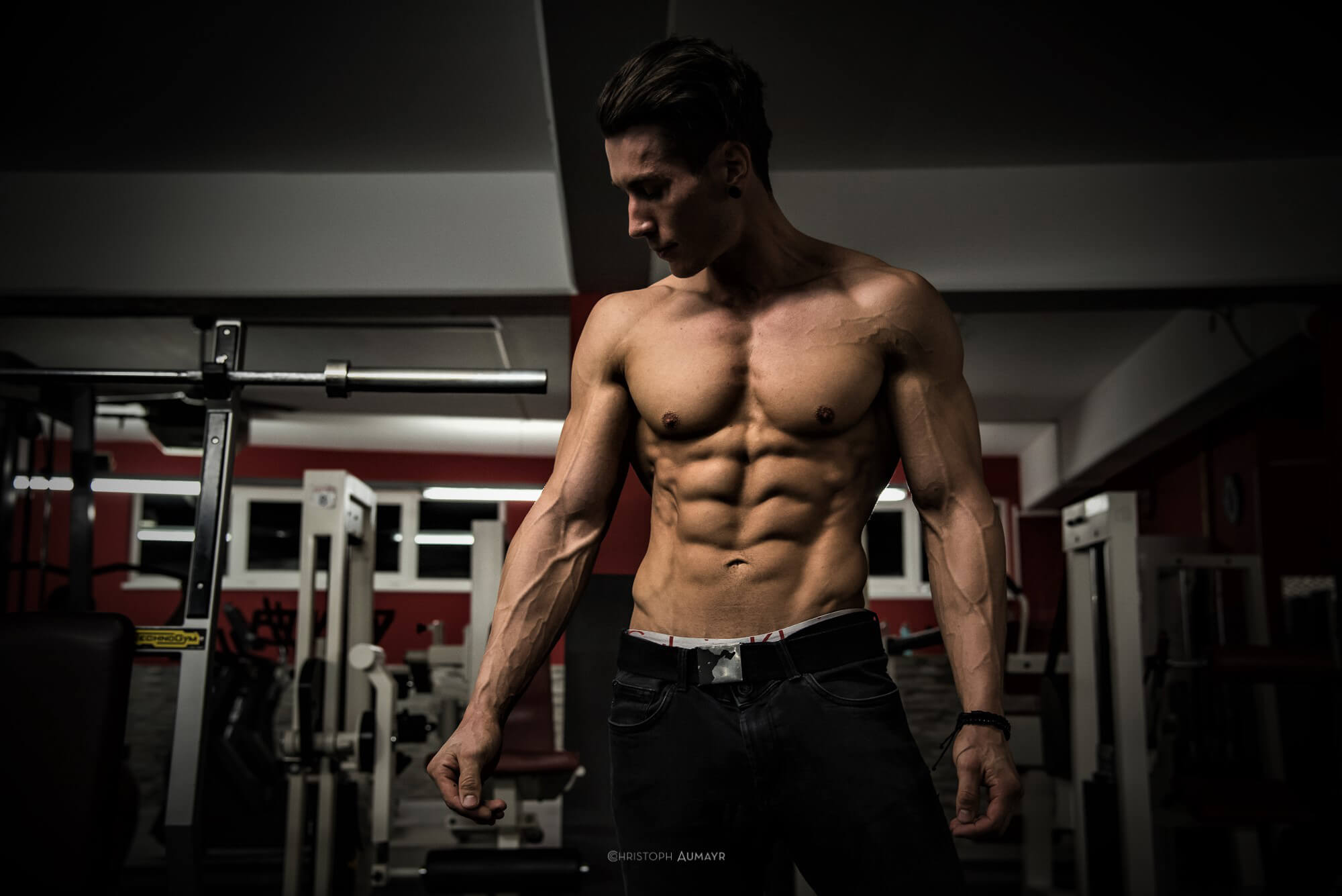 Gym Mateusz Rychlik Fitnessstudio Bauch
